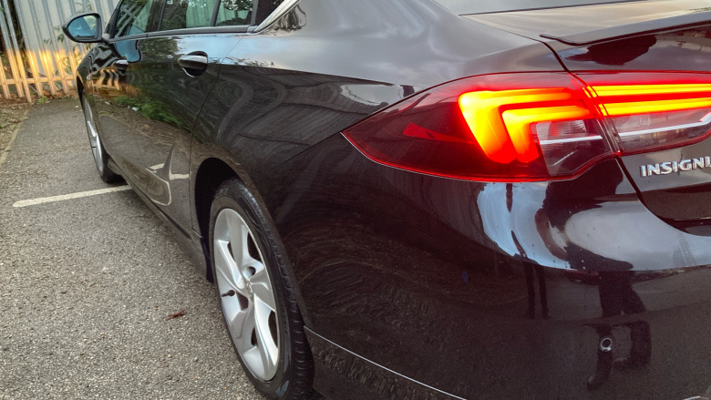 Vauxhall Insignia 1.5T SRi Vx-line Nav 5dr Petrol Hatchback